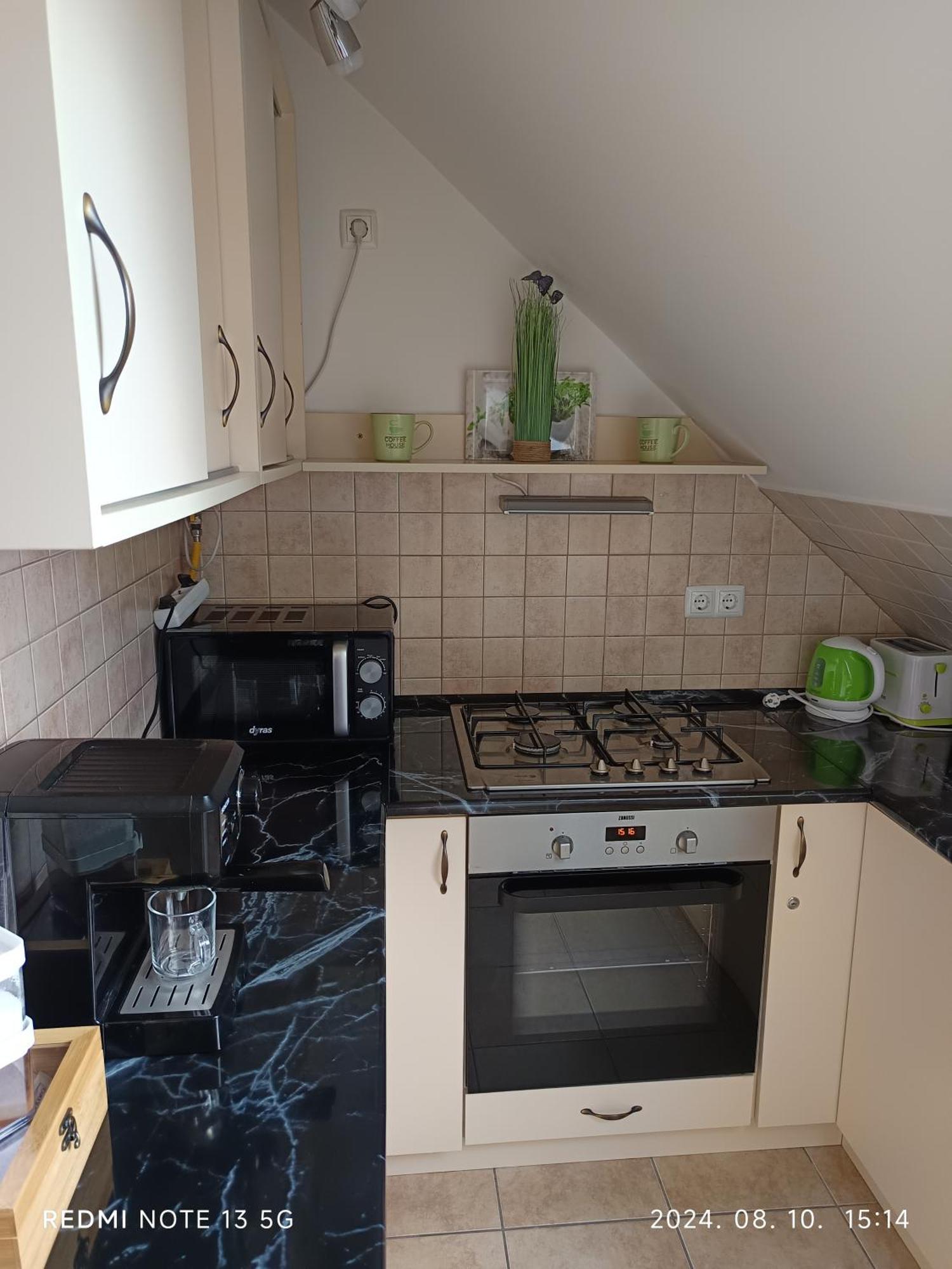 Zita Apartman Eger Ruang foto