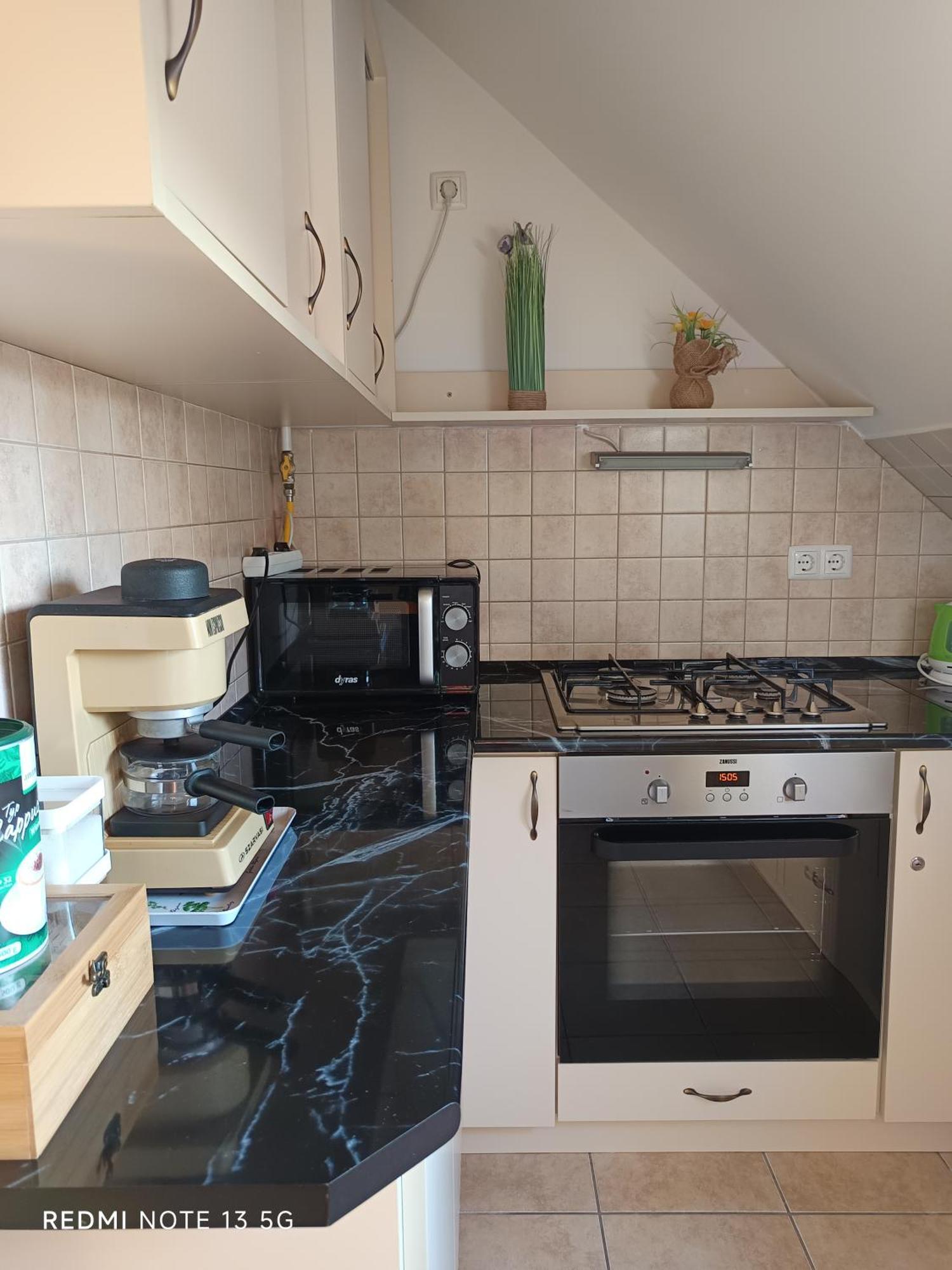 Zita Apartman Eger Bagian luar foto